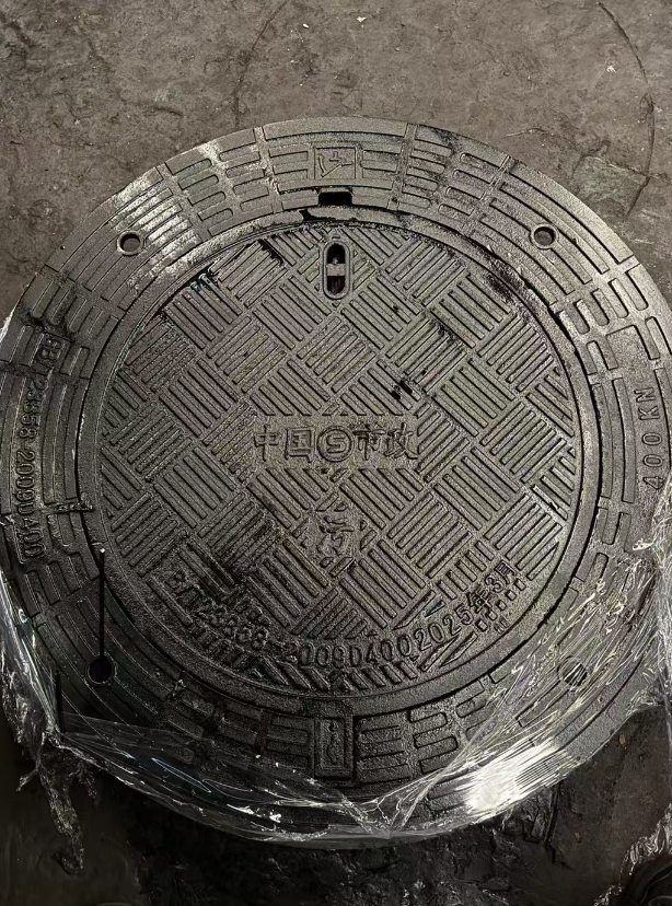 南林乡球墨铸铁防沉降井盖展示